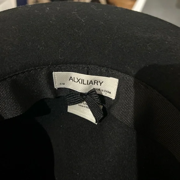 Hat - Picture 2 of 2